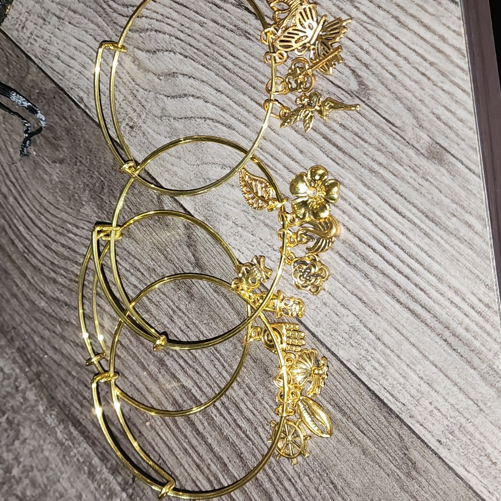 Gold expanding bracelets